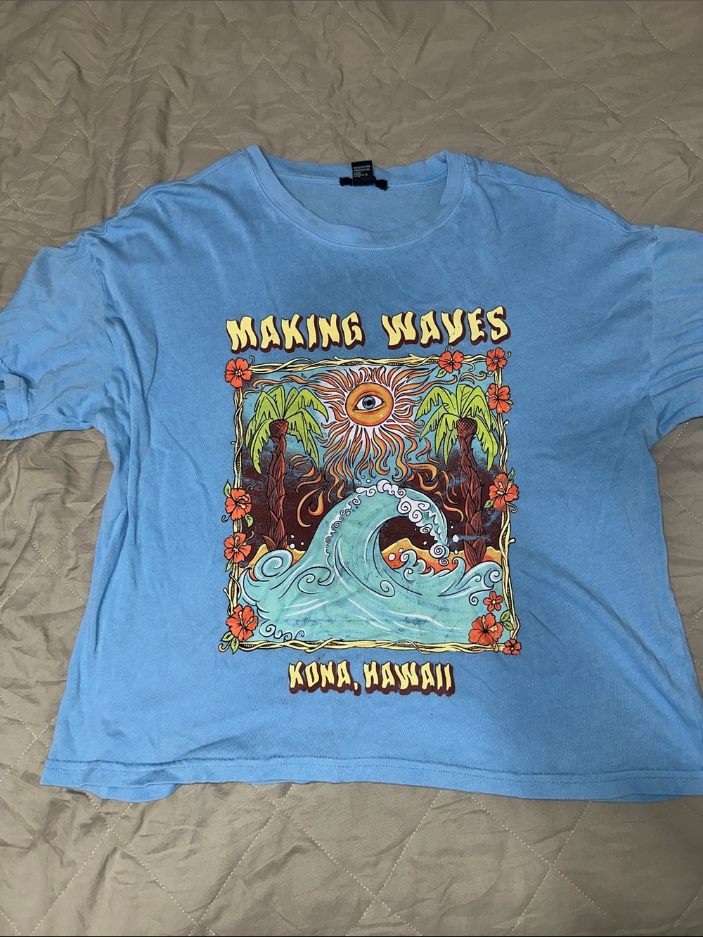 Forever 21 Light Blue 'Making Waves' Kona Hawaii Graphic Tee